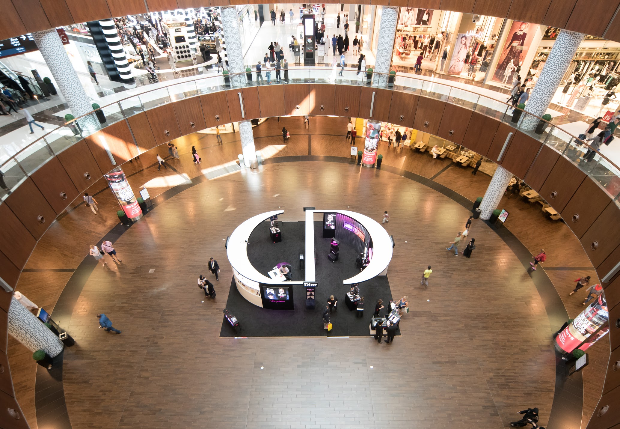 Dior — Poison Podium Dubai Mall