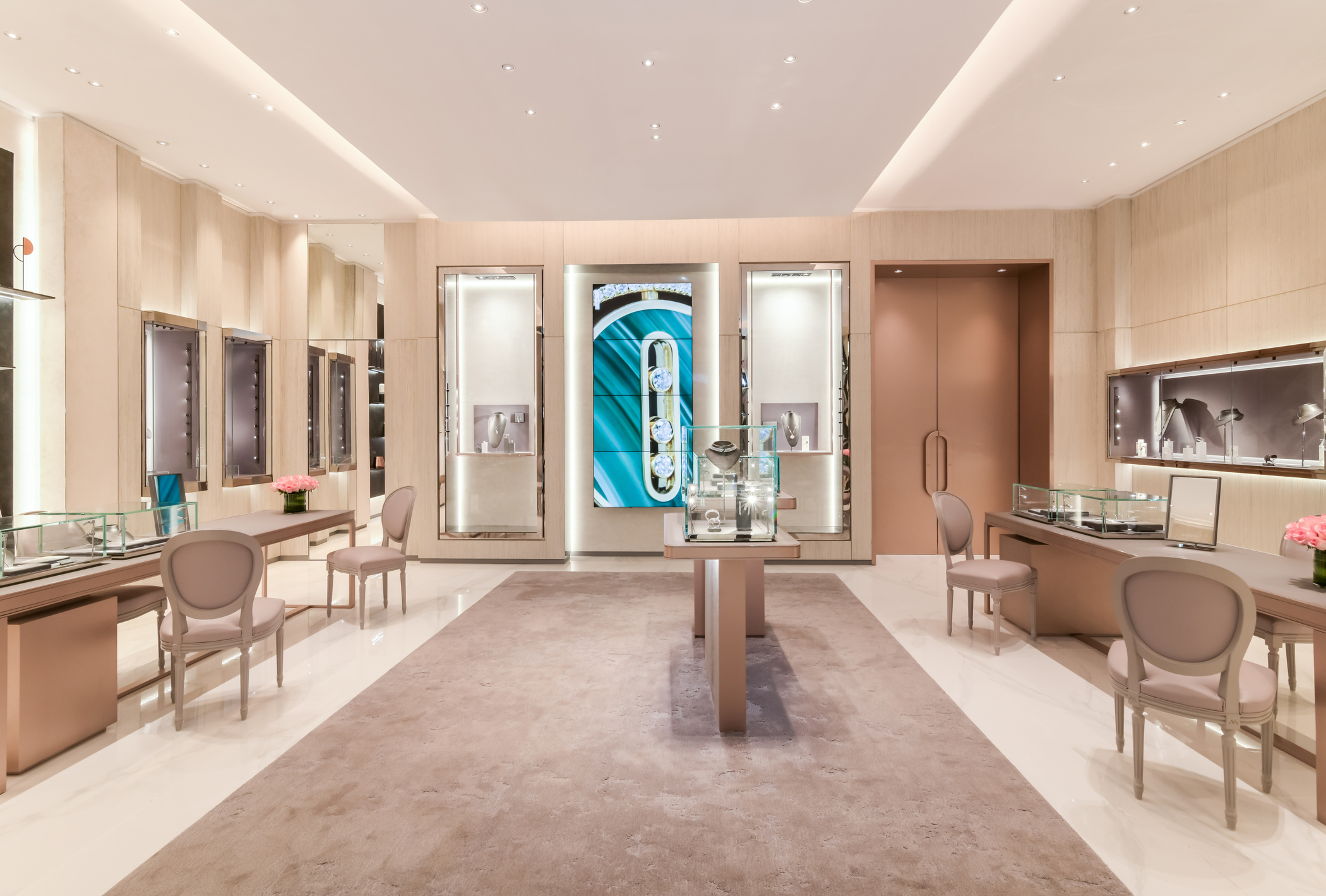 Messika — Faisaliyah Riyadh